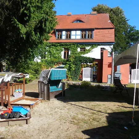 Haus Nixe Гостевой дом 3*